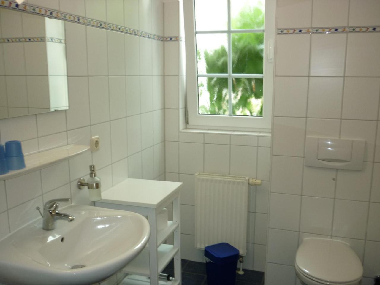 Pension Zum Leuchtturm Bastorf エクステリア 写真